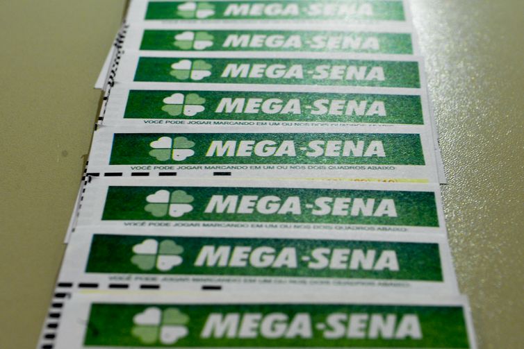 Mega-Sena sorteia nesta quinta-feira prêmio acumulado em R$ 11 milhões