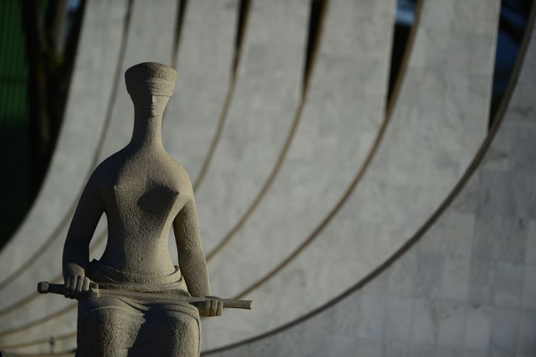 Perdas inflacionárias: maioria do STF quer reabrir prazo para acordo