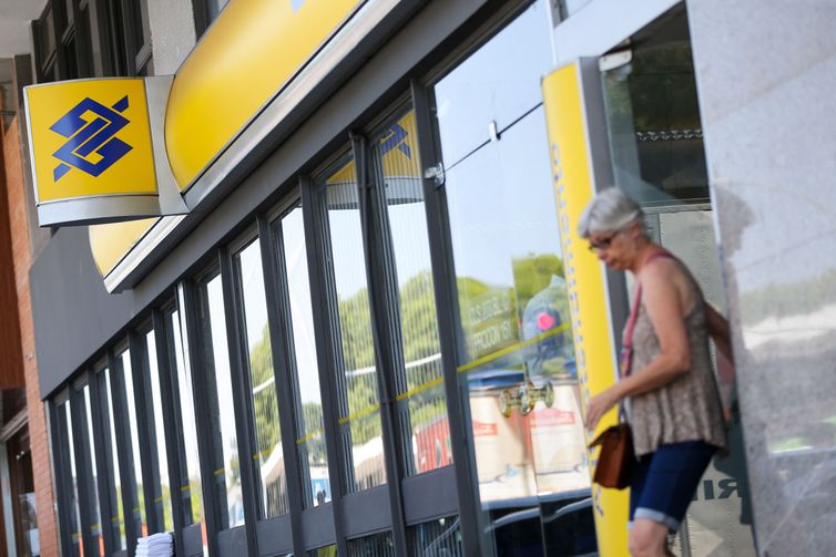 Corpus Christi: bancos não terão atendimento presencial ao público