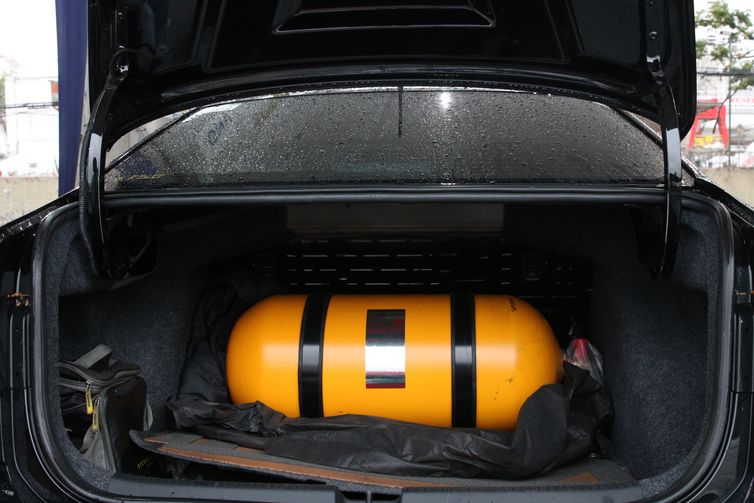 RJ: fiscalização autua 14 postos de combustível por adulteração 