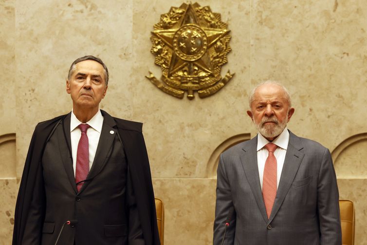 Lula se reúne com ministros do STF em jantar após sanção dos EUA