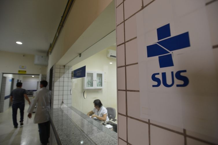 Ministério da Saúde lança edital para seleção de médicos