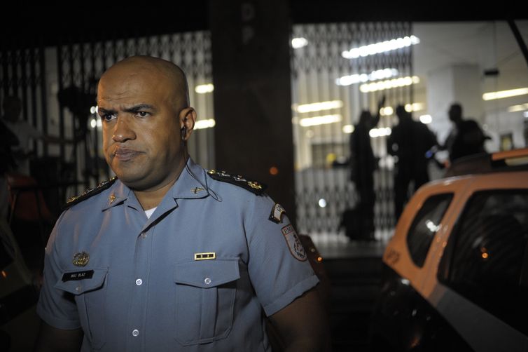 MP denuncia tenente-coronel por invasão de domicílio e constrangimento