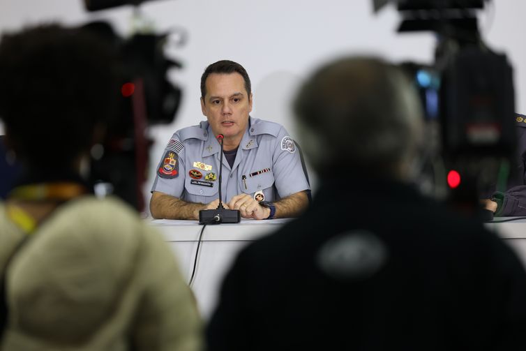 Operação em Paraisópolis acaba com dois mortos e dois policiais presos