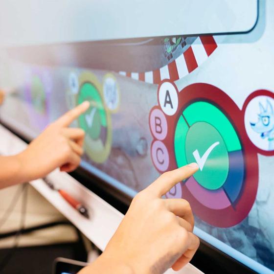 Escolha da escola dos filhos exige atenção dos responsáveis.