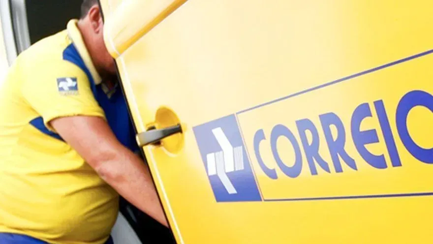 Prejuízo dos Correios triplica e alcança R$ 4,3 bilhões no 1º semestre.
