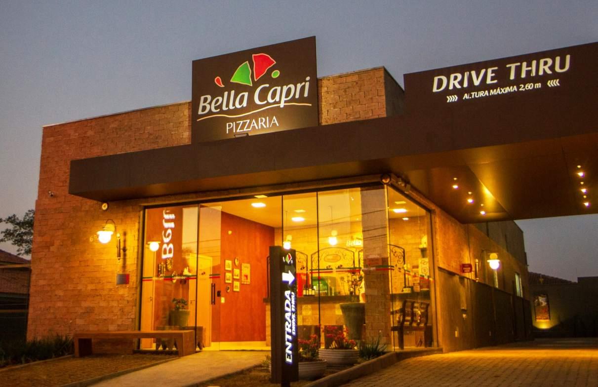 Pizzarias investem em drive-thru para agilizar atendimento e reduzir custos