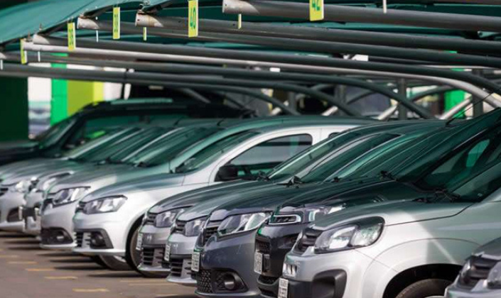 Carro próprio, alugado ou apps: qual opção pesa menos no bolso em 2026?