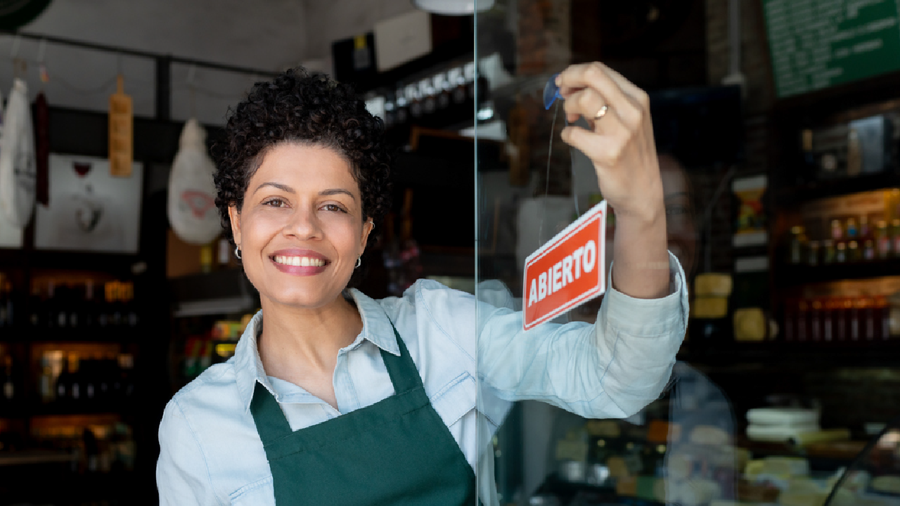 Mais de 70% dos MEIs têm no próprio negócio sua única fonte de renda