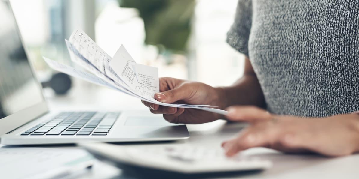 MEI precisa emitir nota fiscal? Entenda quando é obrigatório e o que muda em 2026.